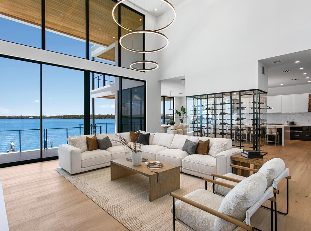Bayfront Elegance and Modern Luxury in Tierra Verde 